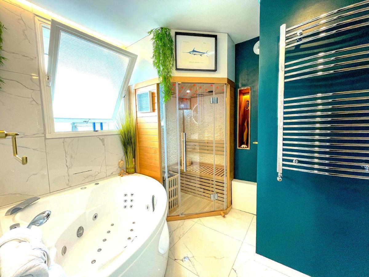 Votre Escale Boule D Or Sauna & Spa Niort Luaran gambar