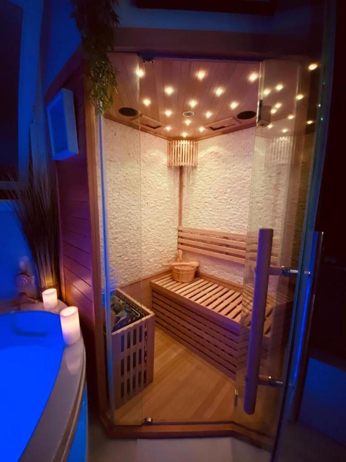 Votre Escale Boule D Or Sauna & Spa Niort Luaran gambar